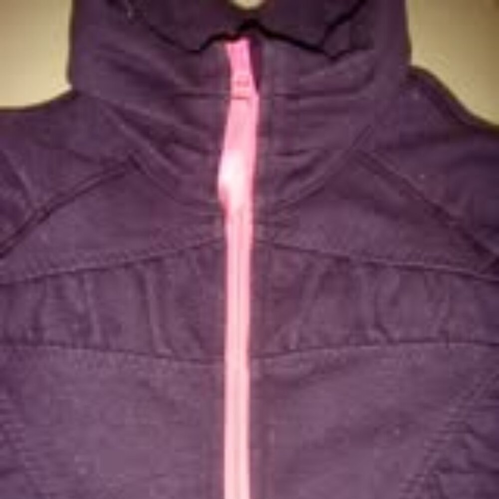 Ivivva Girl by Lululemon 🍋Cuddle me zip up jacket purple thumbholes size 14 - Picture 5 of 7